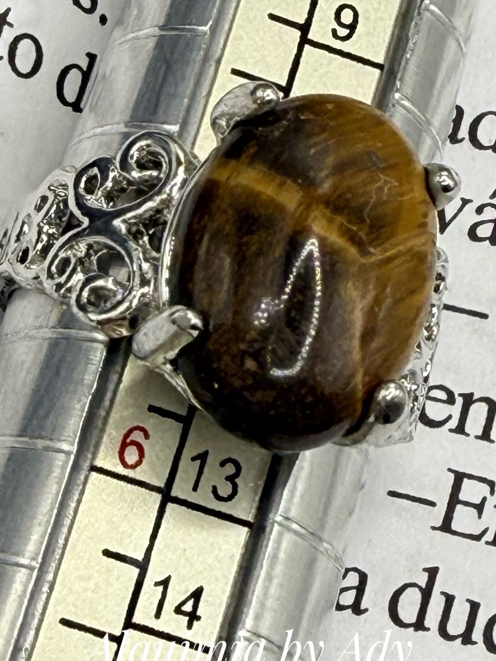 Heirloom style + silver Tiger’s eye gem ring